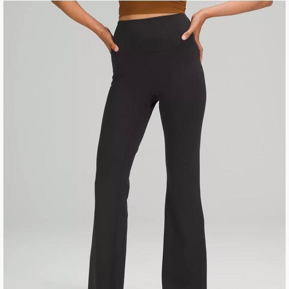 Lululemon Groove Super High Rise Flared Pant